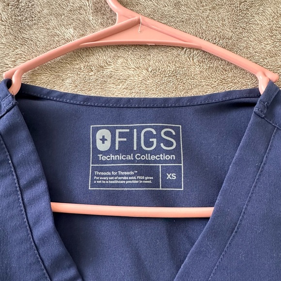 Figs Scrubs Navy Set - Picture 2 of 2
